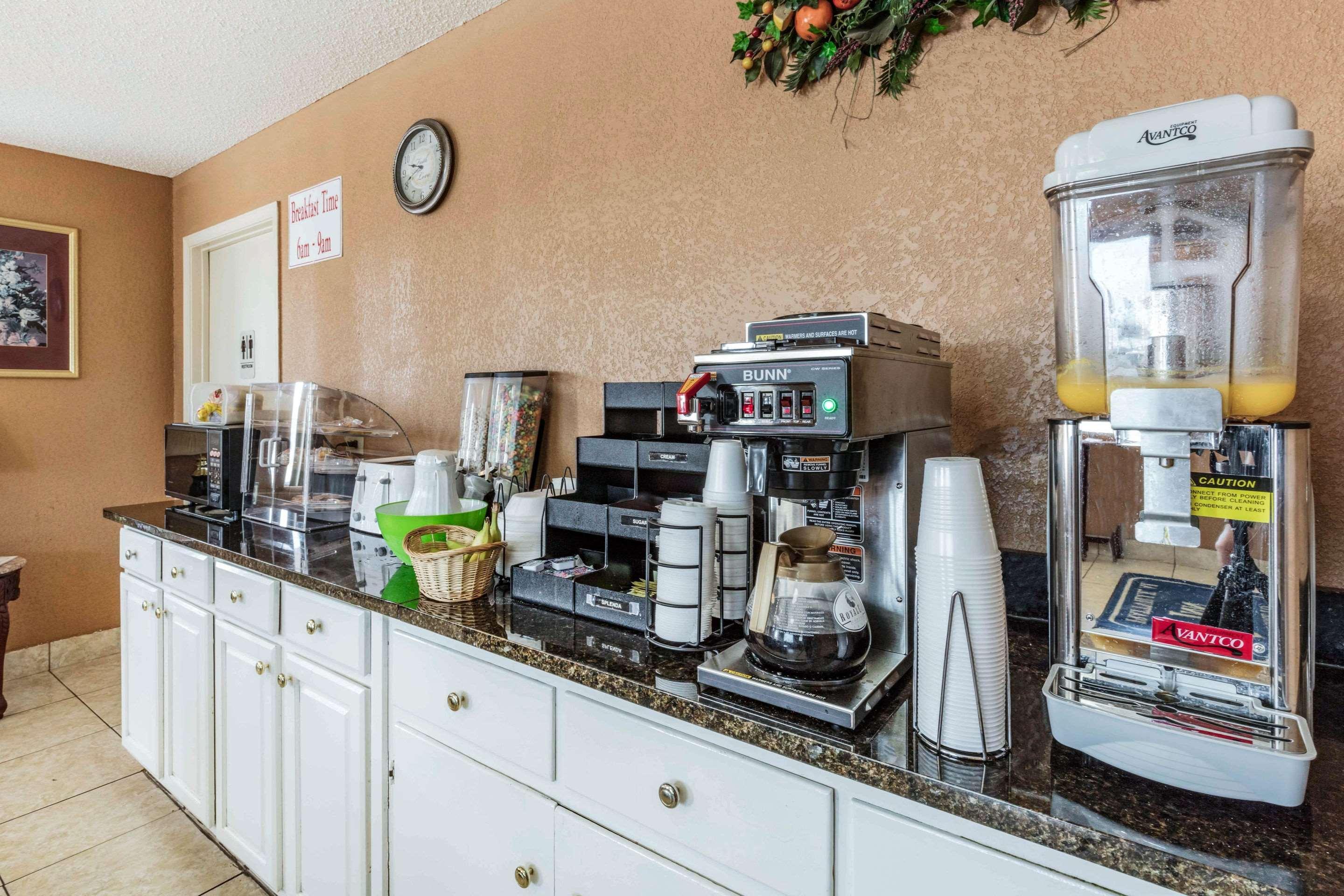 Rodeway Inn Prattville I-65 Bagian luar foto