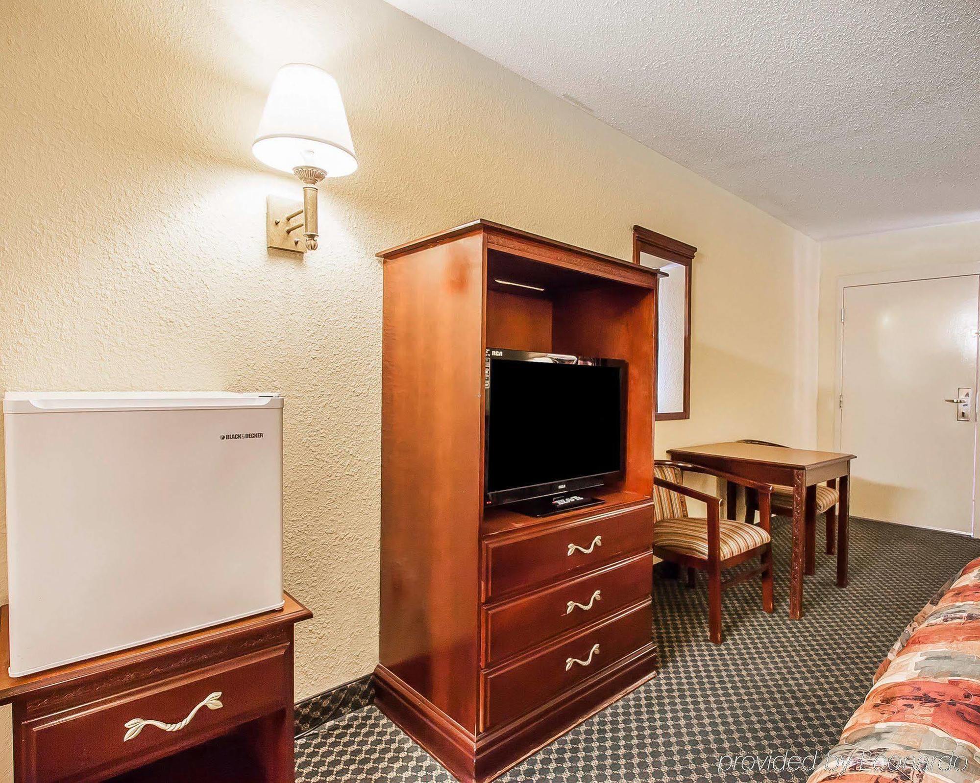 Rodeway Inn Prattville I-65 Bagian luar foto
